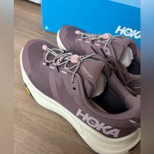 NIB Hoka Transport in Women’s 7 Maroon